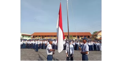 Kegiatan Upacara Bendera